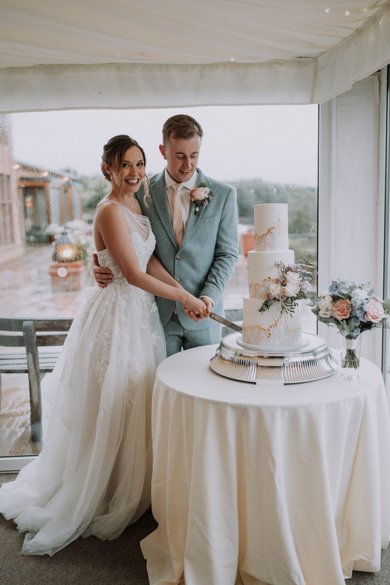 wedding cake
